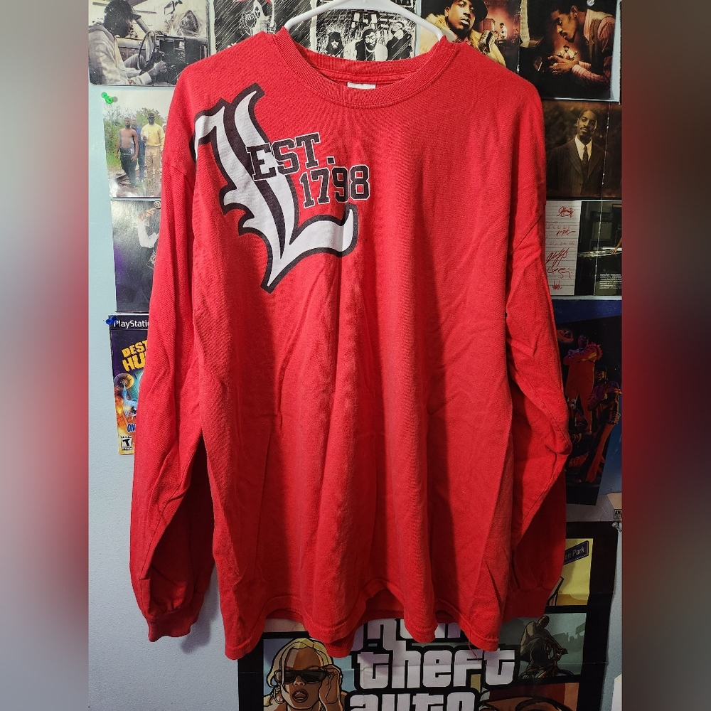 Louisville long sleeve sports t shirt XL Red